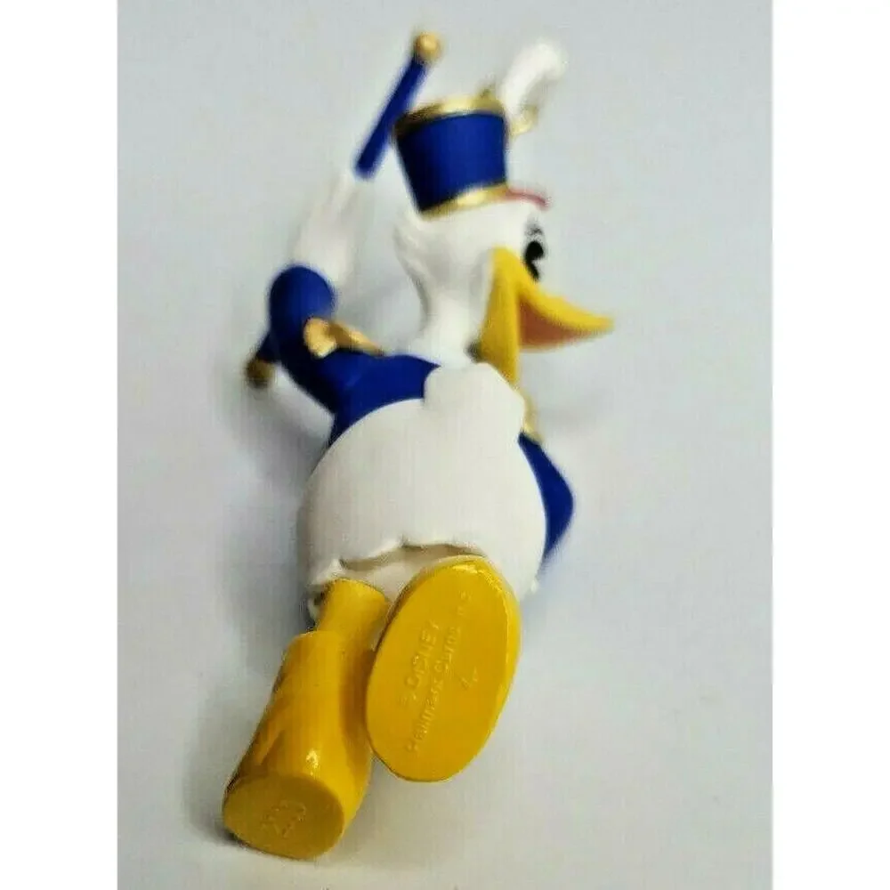 2000 Hallmark Disney Baton Twirler Daisy Holiday‎ Parade Ornament U70/4034